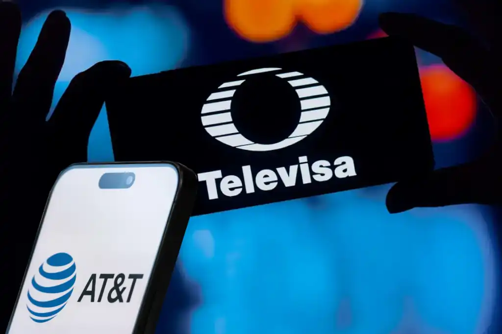 Televisa enfoca su interés en AT&T México por su base de clientes y rentabilidad.